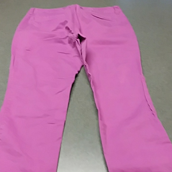 Pants - Picture 3 of 4